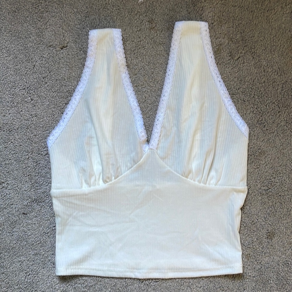 Caution To The Wind Lace Crop Top - Picture 1 of 3